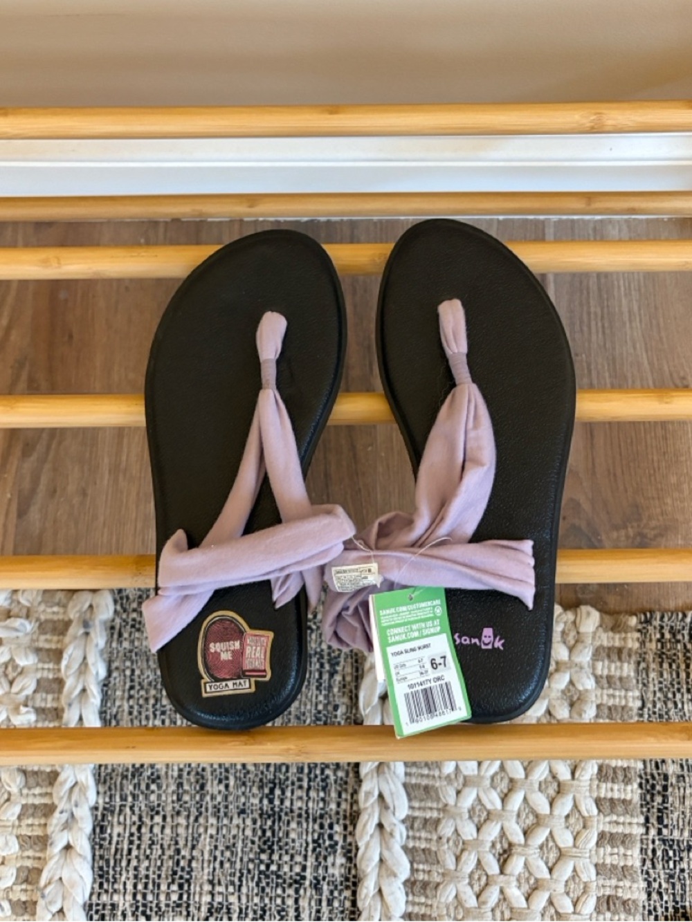 Sanuk Women’s Black Sandals with Lilac Knot Straps